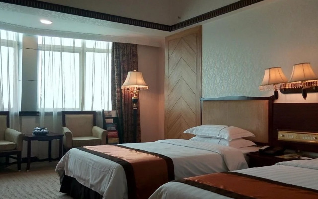 He Xing Hotel