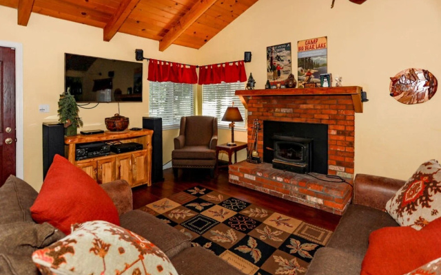 Lazy Bear Lodge 1235 by RedAwning