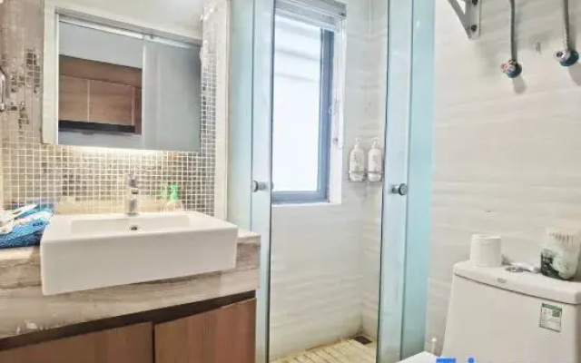 Yijia Boutique Suite Apartment (Haihua Island)