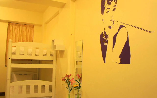Colorful Taiwan Hostel