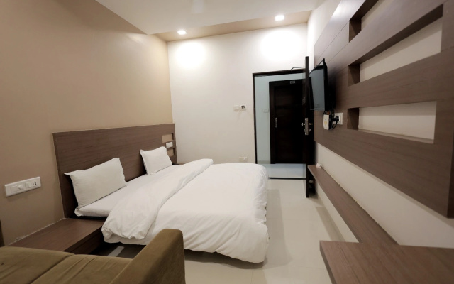 Hotel Grand Paradise