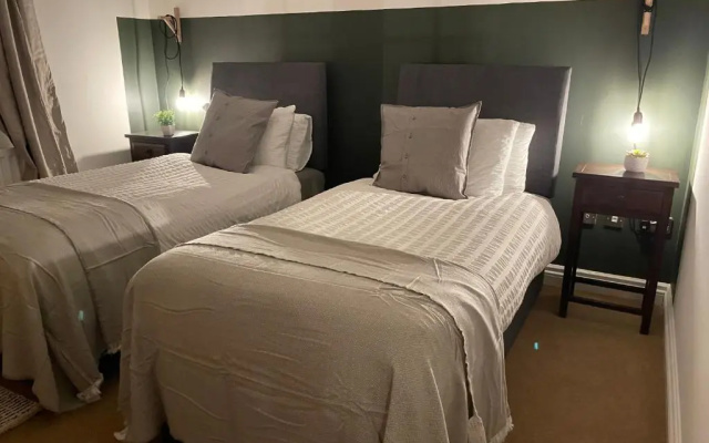Turnberry Serviced Apartments