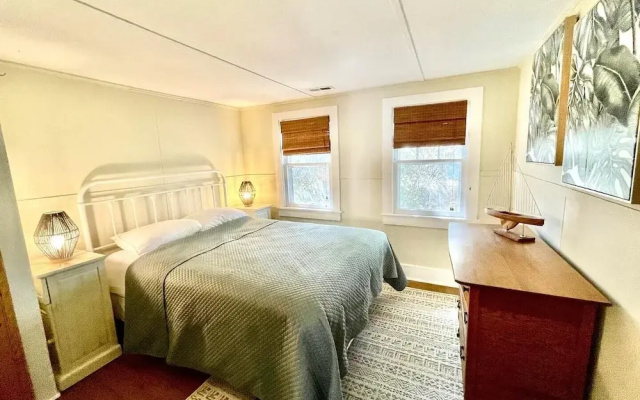 NEW Castle Street 119