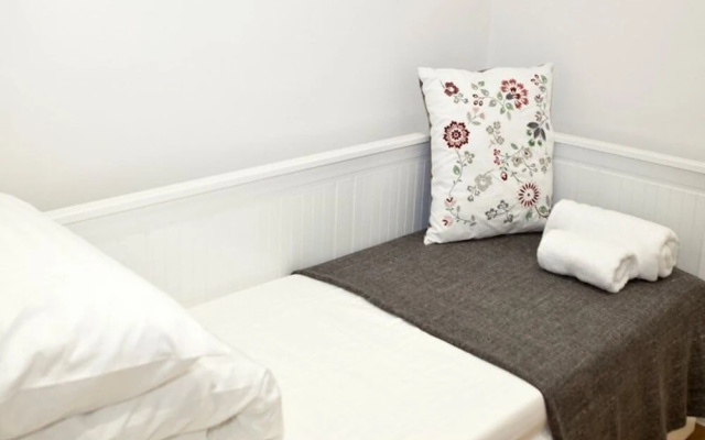 Edinburgh Serviced Apartment
