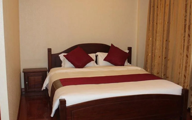 Soundara Hotel