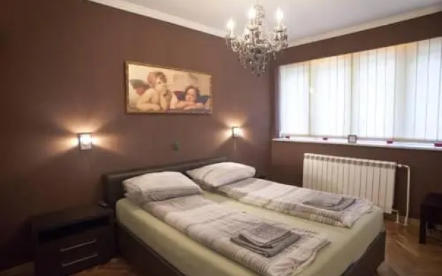 Angel Apartment