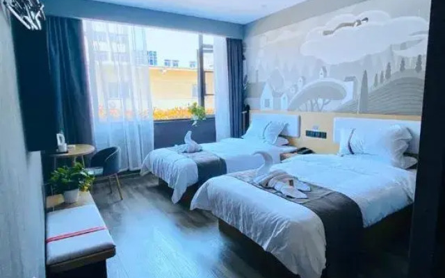 Shankee Hotel (Ningbo Airport Yinzhou Avenue Subway Station)
