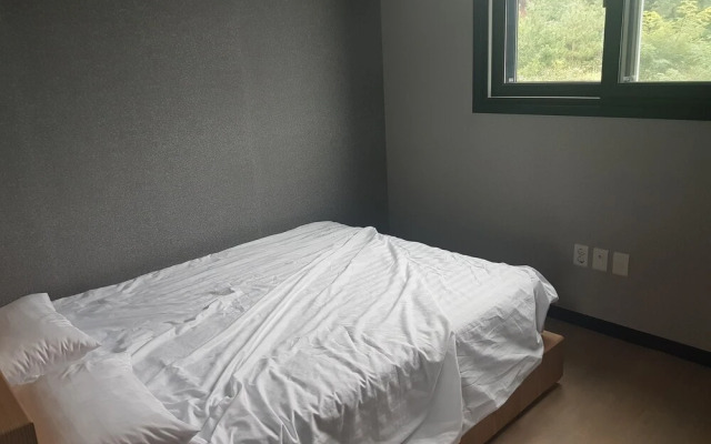 Jumsuk's Home