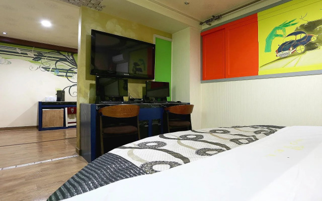 Shim Hotel