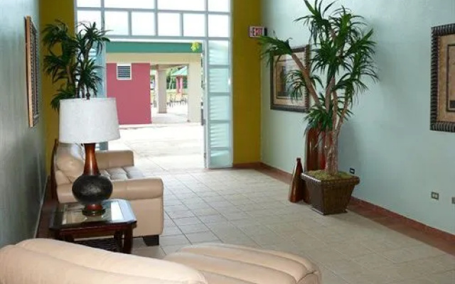 Cidra Country Club Inn & Villas