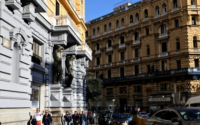 Napoli Mariana Luxury