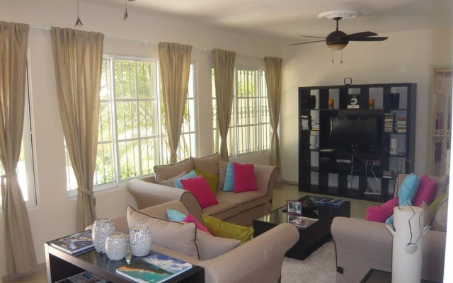 Bungalow In Tropical Garden With 2 Pools & Tennis