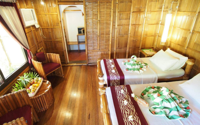 Pura Vida Beach & Dive Resort