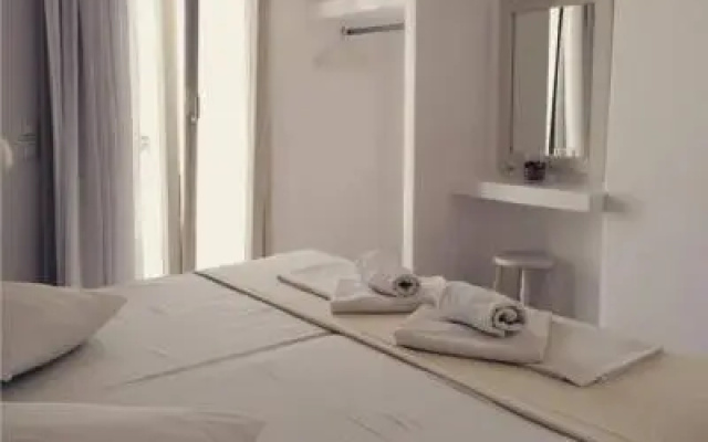 Aegeo Inn