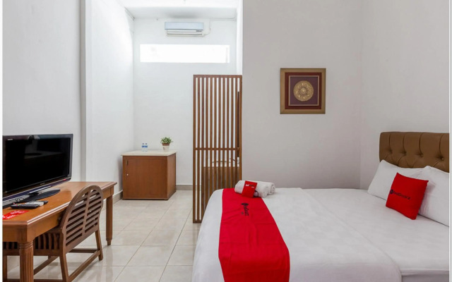 Koolkost near Padang Galak Beach - Minimum Stay 30 Nights