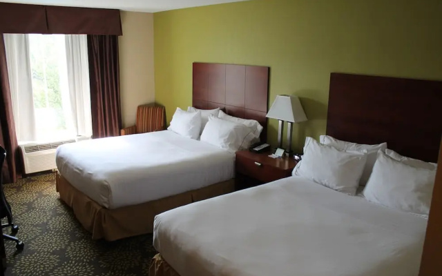 Holiday Inn Express Hotel & Suites RIPLEY, an IHG Hotel