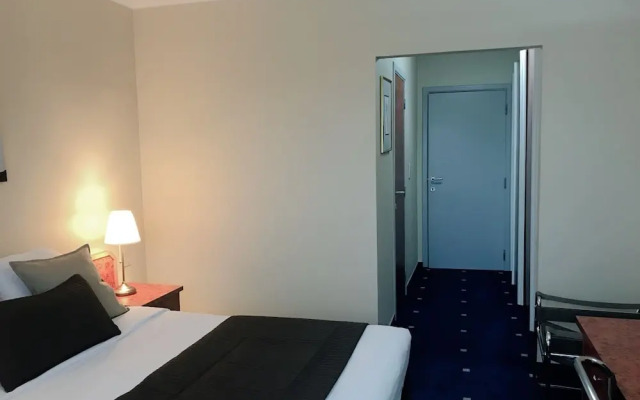 Park Hotel Airport