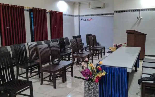 Star Suites Hotel