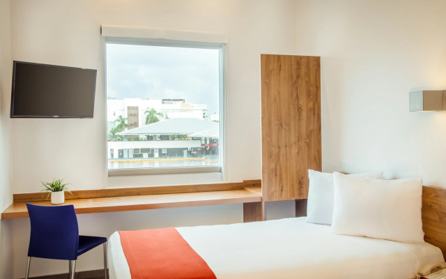 One Playa del Carmen