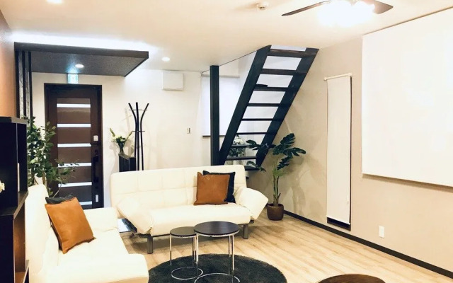 TSUKI Tsuruhashi House