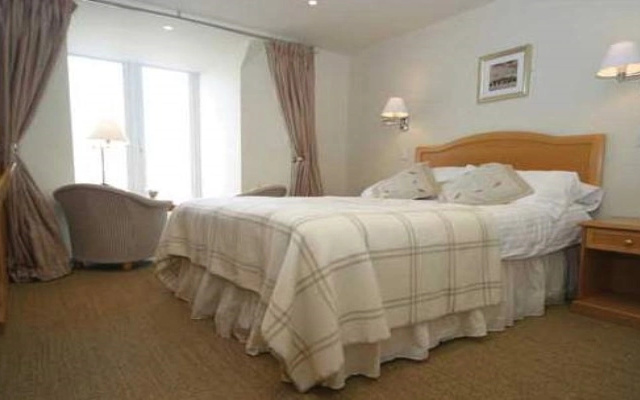 Glendorgal Hotel