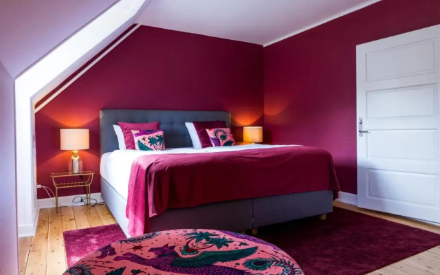 Gem Suites Hotel Apartments