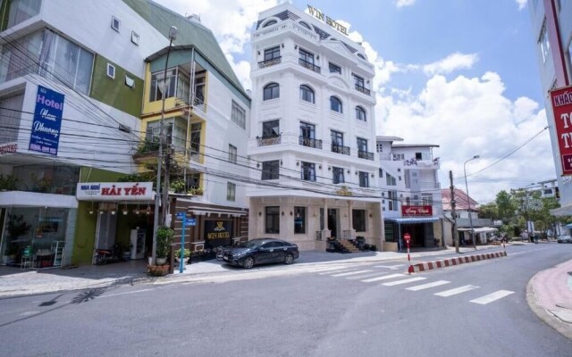 hotelImage