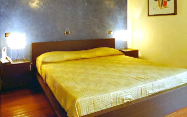 Albatros Hotel Сиракуза комната для гостей