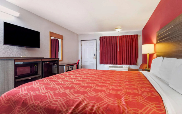 Econo Lodge near Wichita Falls Event Center