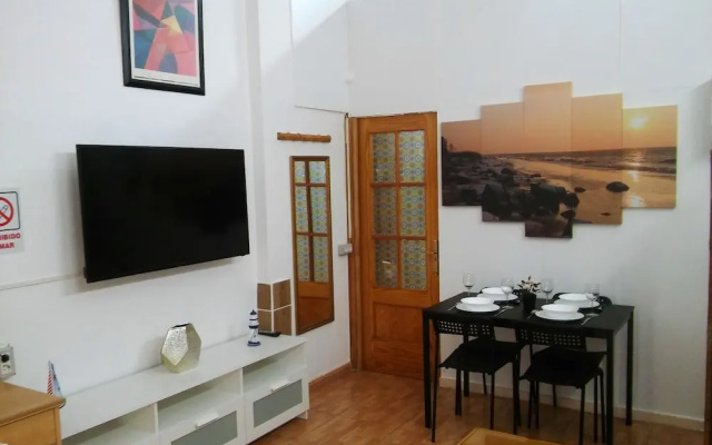 Apartment With one Bedroom in Arona, With Wifi