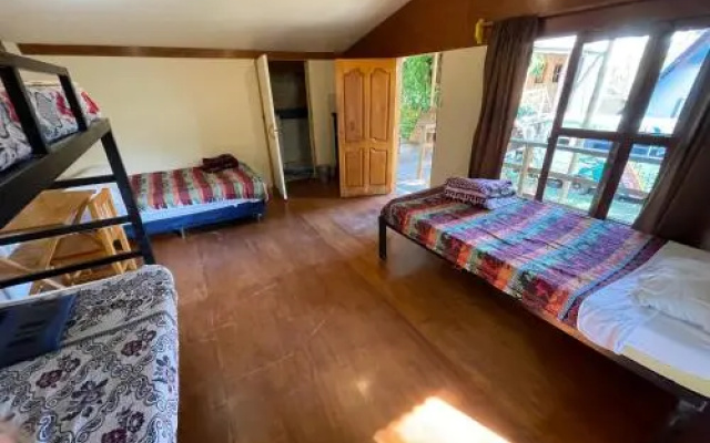 Hostel Del Lago