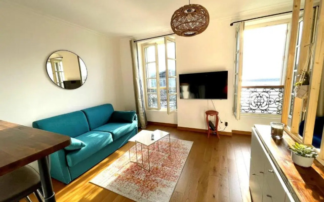 Studio Facing The Sea In Downtown Marseille