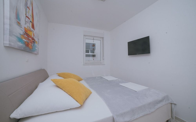 Apartment Relax with Jacuzzi & Garden
