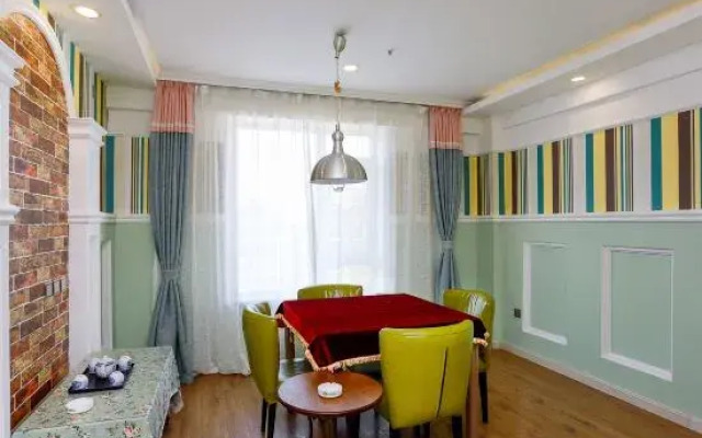 California Journey Holiday Inn (FAW Wuyue Plaza)