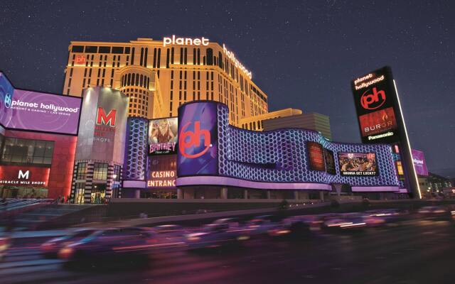 Отель Planet Hollywood Resort & Casino США, Лас-Вегас - 1 отзыв об отеле, цены и фото номеров - забронировать отель Planet Hollywood Resort & Casino онлайн вид на фасад