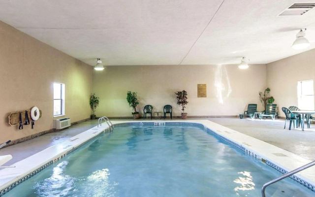 Quality Inn & Suites Portsmouth