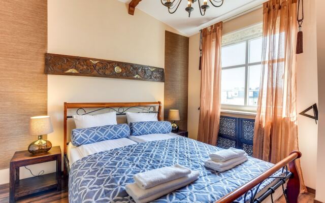 Апартаменты Lion Apartments -Colonial комната для гостей