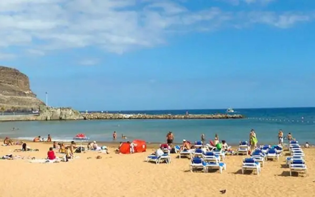 Golden Beach Puerto de Mogan