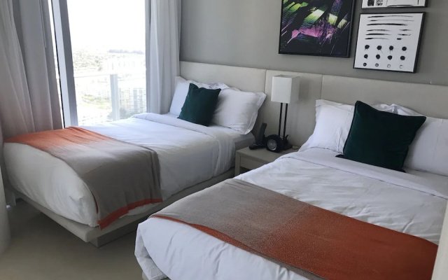 Hyde Resort and Residences, OceanMiami Collection