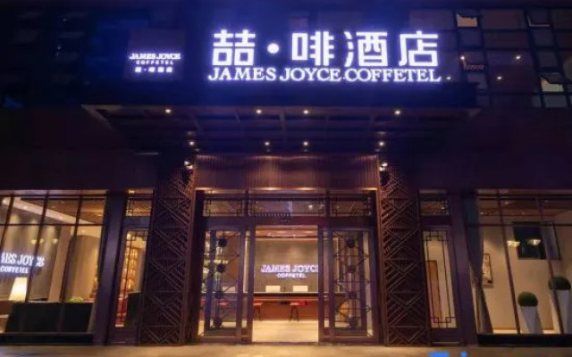 Zhe · Brown Hotel