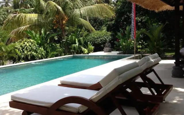 Villa Taman Ayu