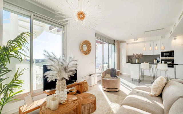 Rico Apartment - Penthouse with Terrace & Solarium