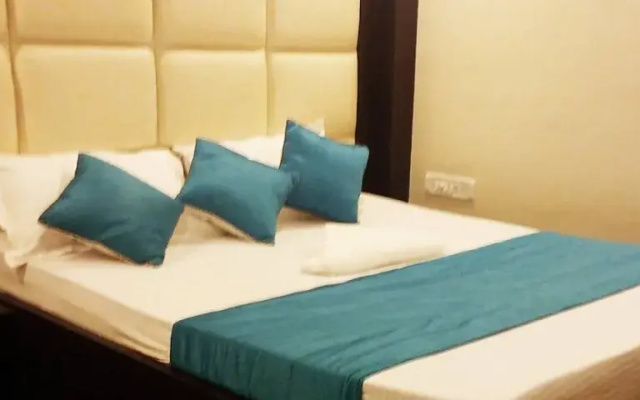 Hotel Shri Sai International by OYO Rooms