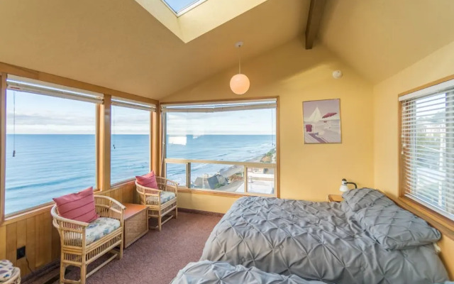Desantis Beach House