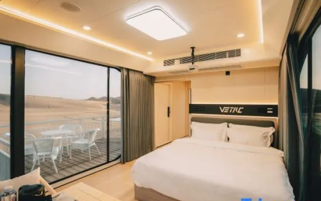 Space Capsule Hotel Bar