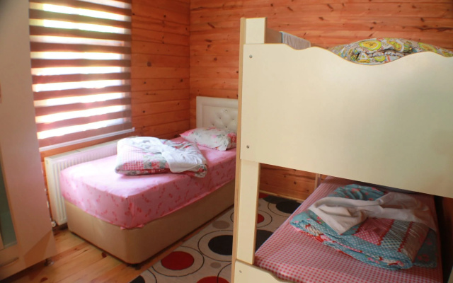 Sarahome Apart