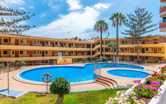 Torres del Sol Beach Front Apartment PH06