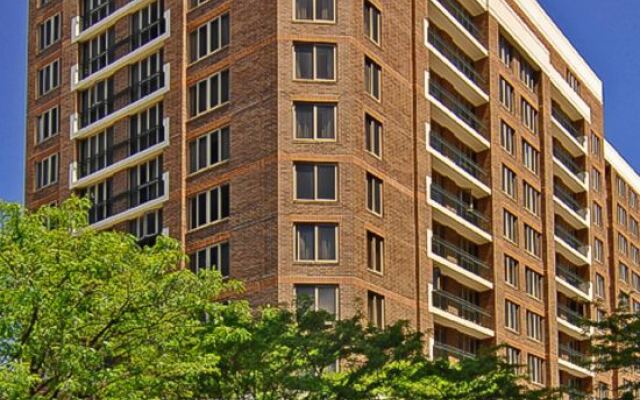 Отель Residence Inn Bethesda Downtown США, Бетесда - отзывы, цены и фото номеров - забронировать отель Residence Inn Bethesda Downtown онлайн вид на фасад