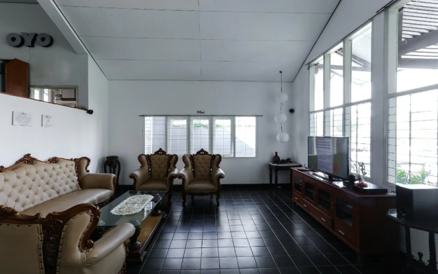 Cisitu Valley Villa By OYO Rooms
