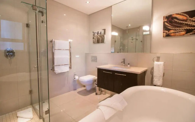 Camps Bay One Bedroom Apartment - The Crystal